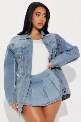 Big Impact Studded Denim Jacket - Light Wash